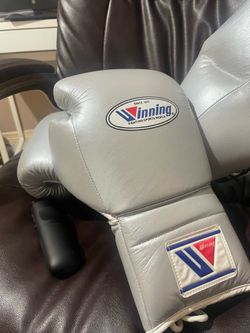 Winning gloves