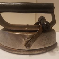 Antique Iron 1800s - Asbestos sad iron