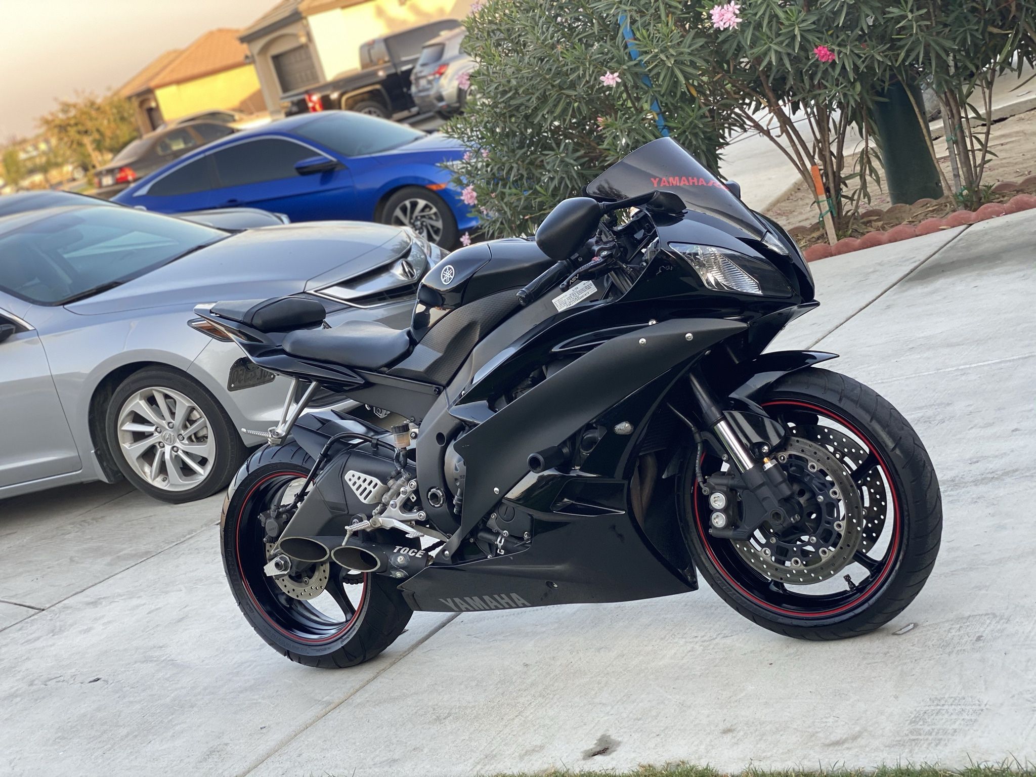 2006 Yamaha r6 Raven Edition for Sale in McFarland, CA OfferUp