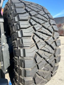 17” fuel wheels NITTO TIRES