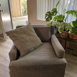 Indoor Lounge Chair 