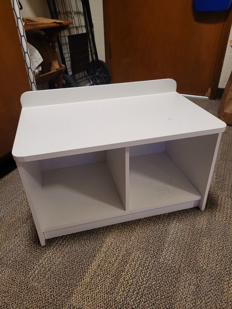 Closet Maid 2-cube bench