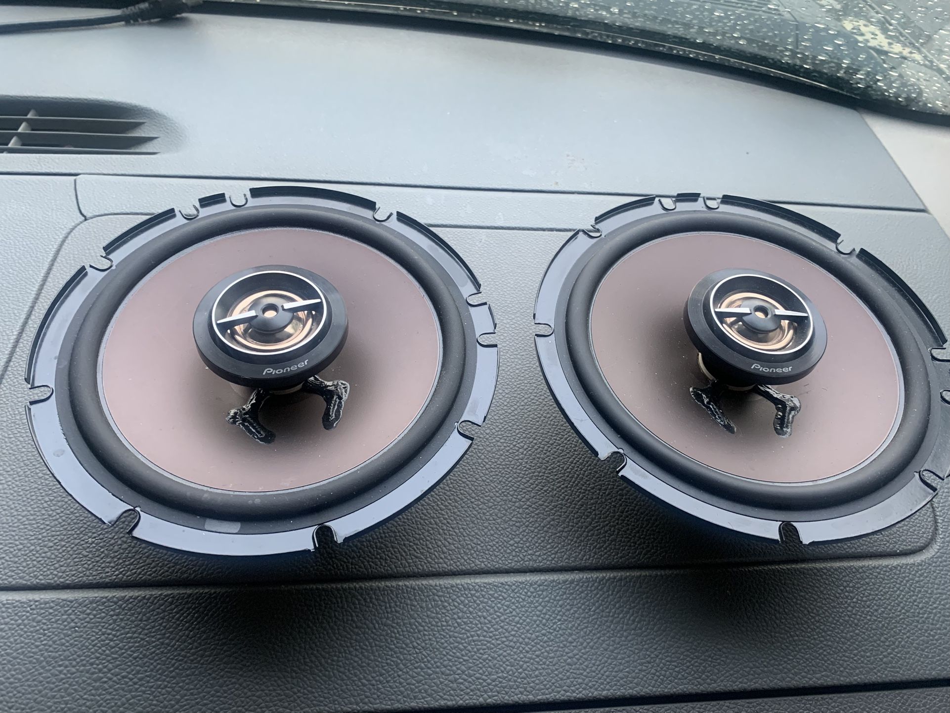 Pioneer Speakers