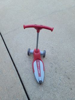 Kids Radio Flyer Scooter
