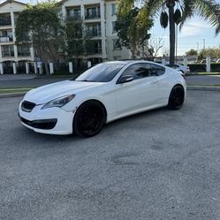 2011 Hyundai Genesis Coupe