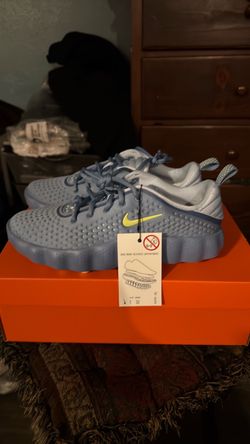 Nike Mind 002