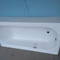 60 X 30 Porcelain Coated Steel Tub One Scratch On It Never Been Installed 
