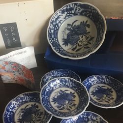 Arita Japanese Antique porcelain small plate set