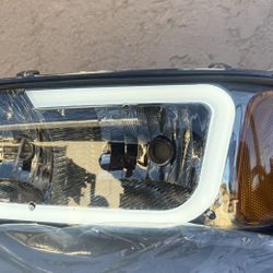 00-06 GMC Yukon Smoke LED Bar Headlights Parking Lights