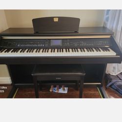 Yamaha Clavinova CVP-401 Digital Piano – Excellent Condition