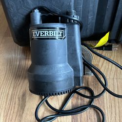 Submersible Utility Pump 1/6 Horsepower 