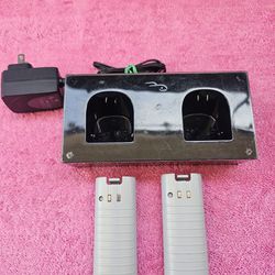Rocketfish Nintendo Wii Dual Charge Station Dock Battery Pack RF-GWII1106 -Black