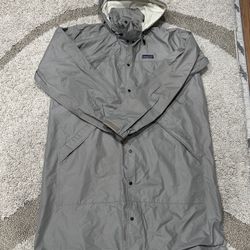 Patagonia Men’s raincoat size L