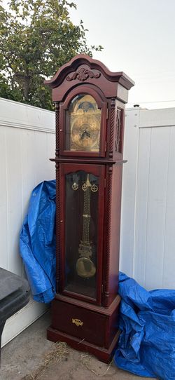 Traditional Wooden Grandfather Clock