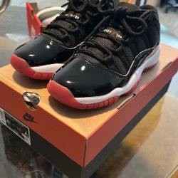 Jordan Bred 11 Low Retro Youth 4.5