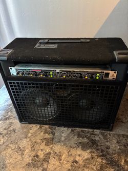 Behringer Guitar Amp Combo with Rack Unit