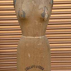 Vintage Bauman collapsible dress form, Model 1965, size 10. 