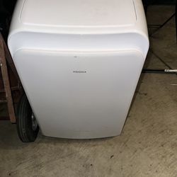 Portable AC unit