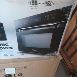 Never Been Opened 120.00 Samsung Smart Oven