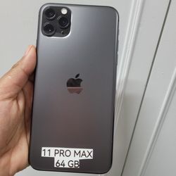 11pro Max, 64gb Unlocked. Located BROOKHAVEN 30329. PRICE IS NOT NEGOTIABLE. 
