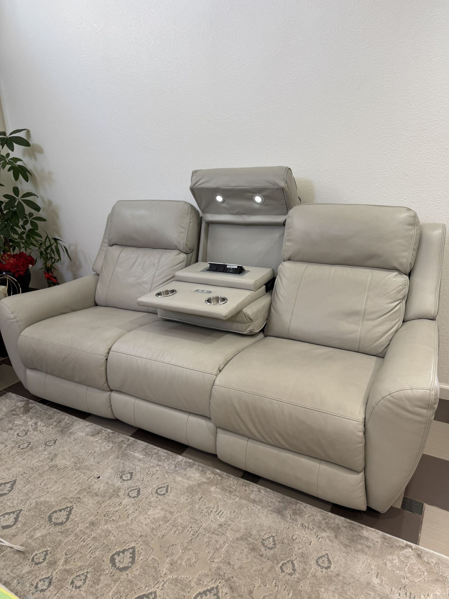 Comfortable leather recliner set in excellent condition.