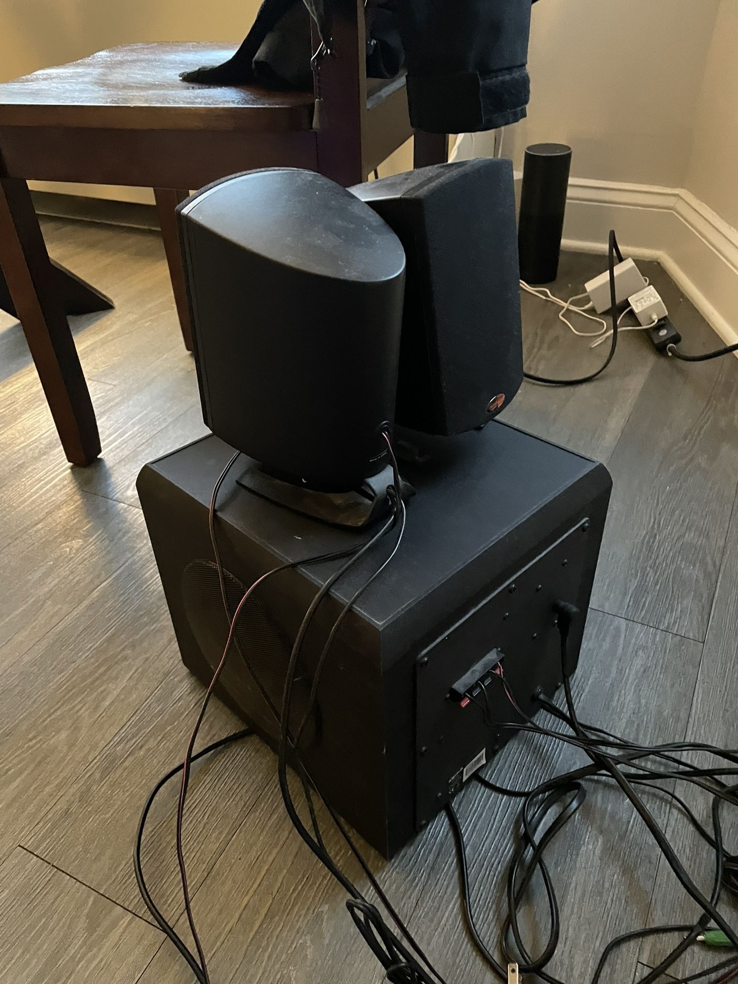 Speaker Set