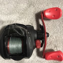 Abu Garcia Black Max Baitcaster 