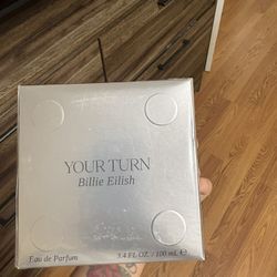 Your Turn Billie perfume 