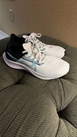 Nike Air Zoom Pegasus 38 Ghost Running Shoes