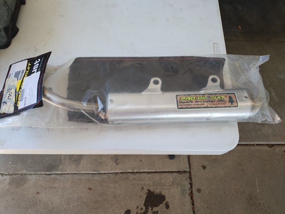 Pro Circuit Yamaha spark arrestor