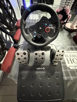 Logitech G29 steering wheel and pedal for PS5