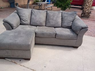 Sectional sofa couch