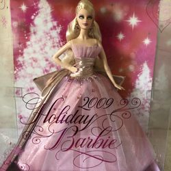 Collectible Barbie 2009 Holiday Barbie 