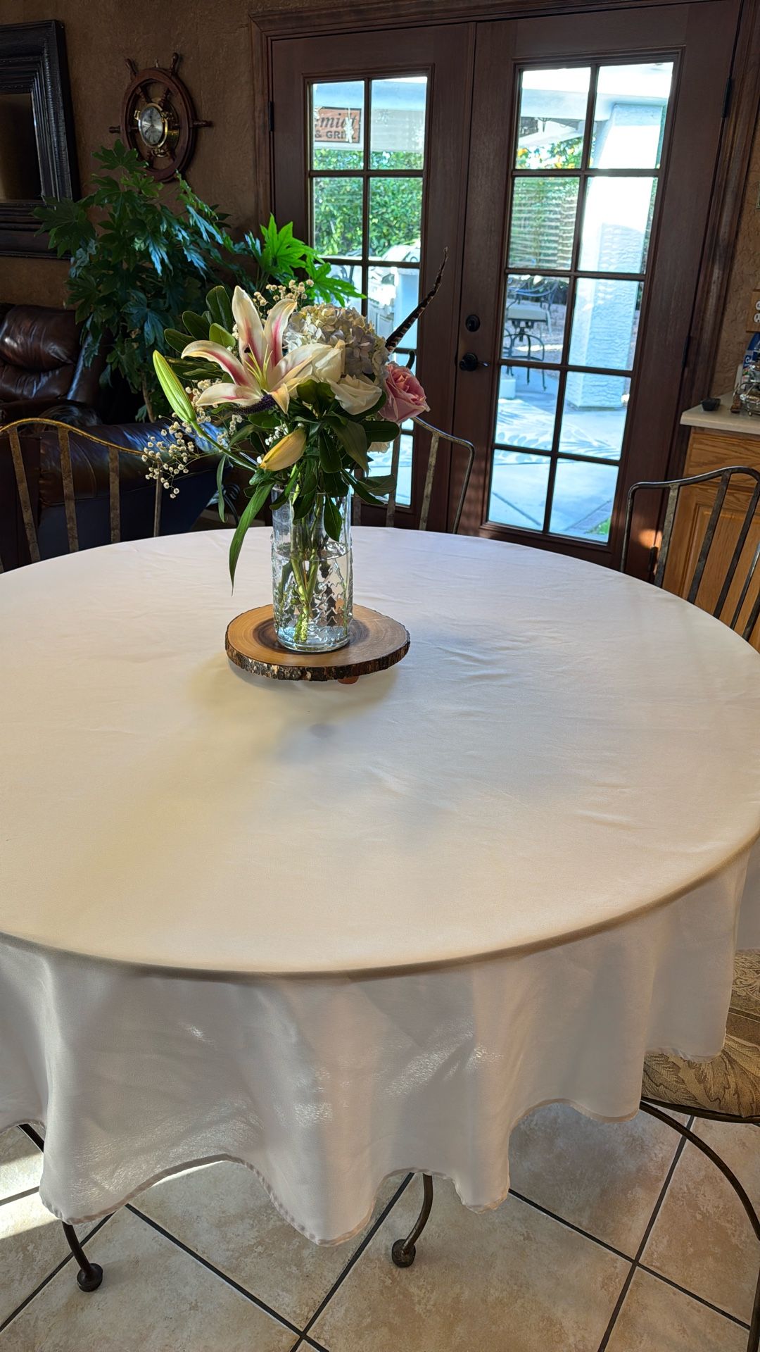 20 White Tablecloths Lot For Wedding Or Holiday Parties