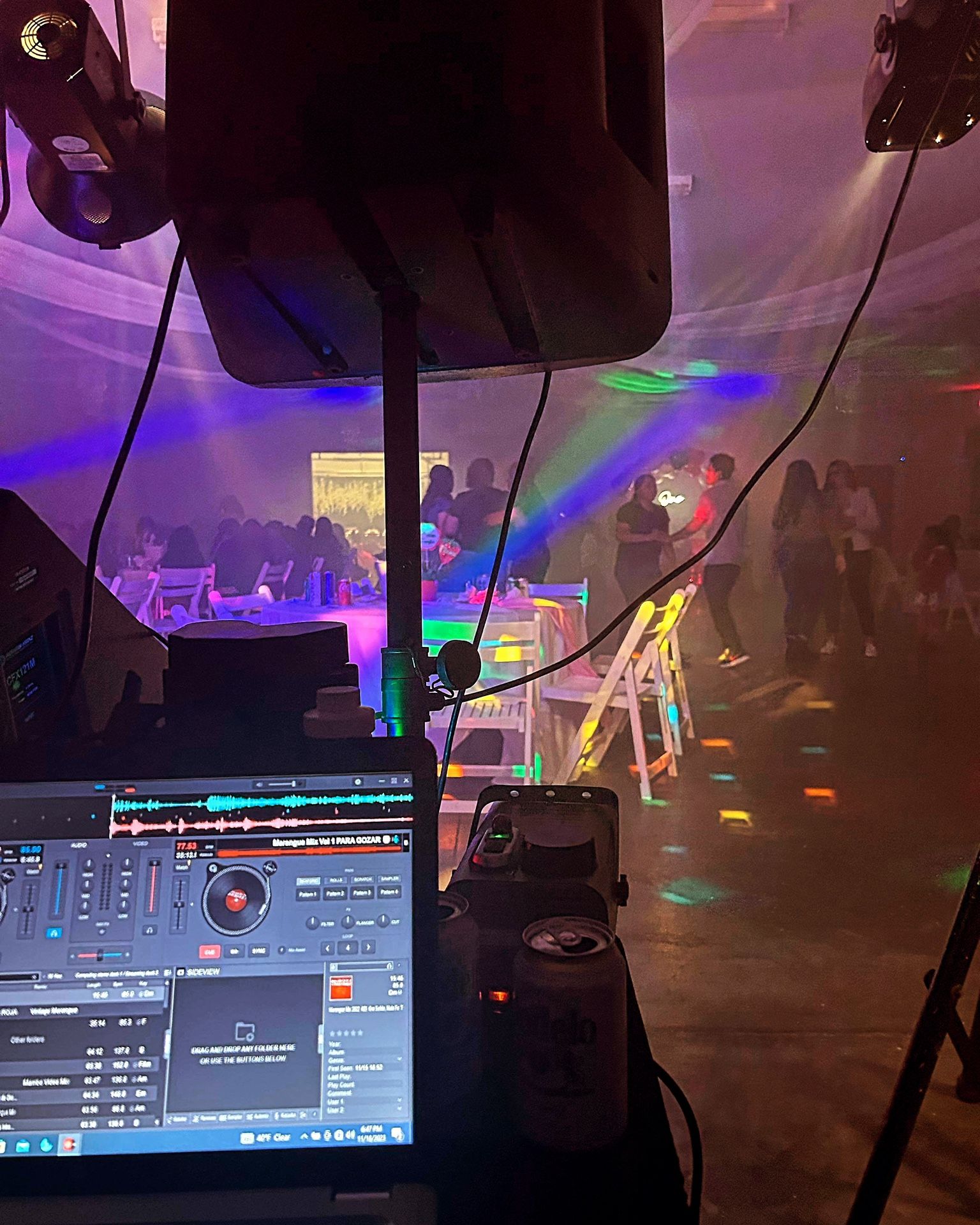 DJ MIKEY Y DJ WILY