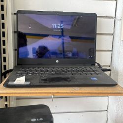 HP Laptop 14-dq0706tg 14” Intel Celeron N4120 4GB DDR4 64 GB eMMC Windows 11