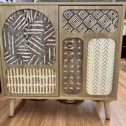 Accent Storage Cabinet With Shelf 