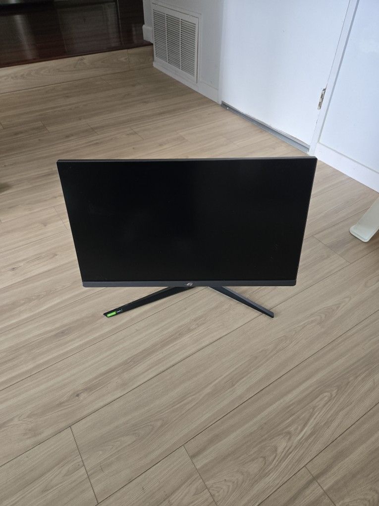ROG Strix 27 inch 2K HDR Gaming Monitor Fast IPS 240hz