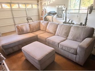 Gray Sectional Sofa with Ottoman – Excellent Condition