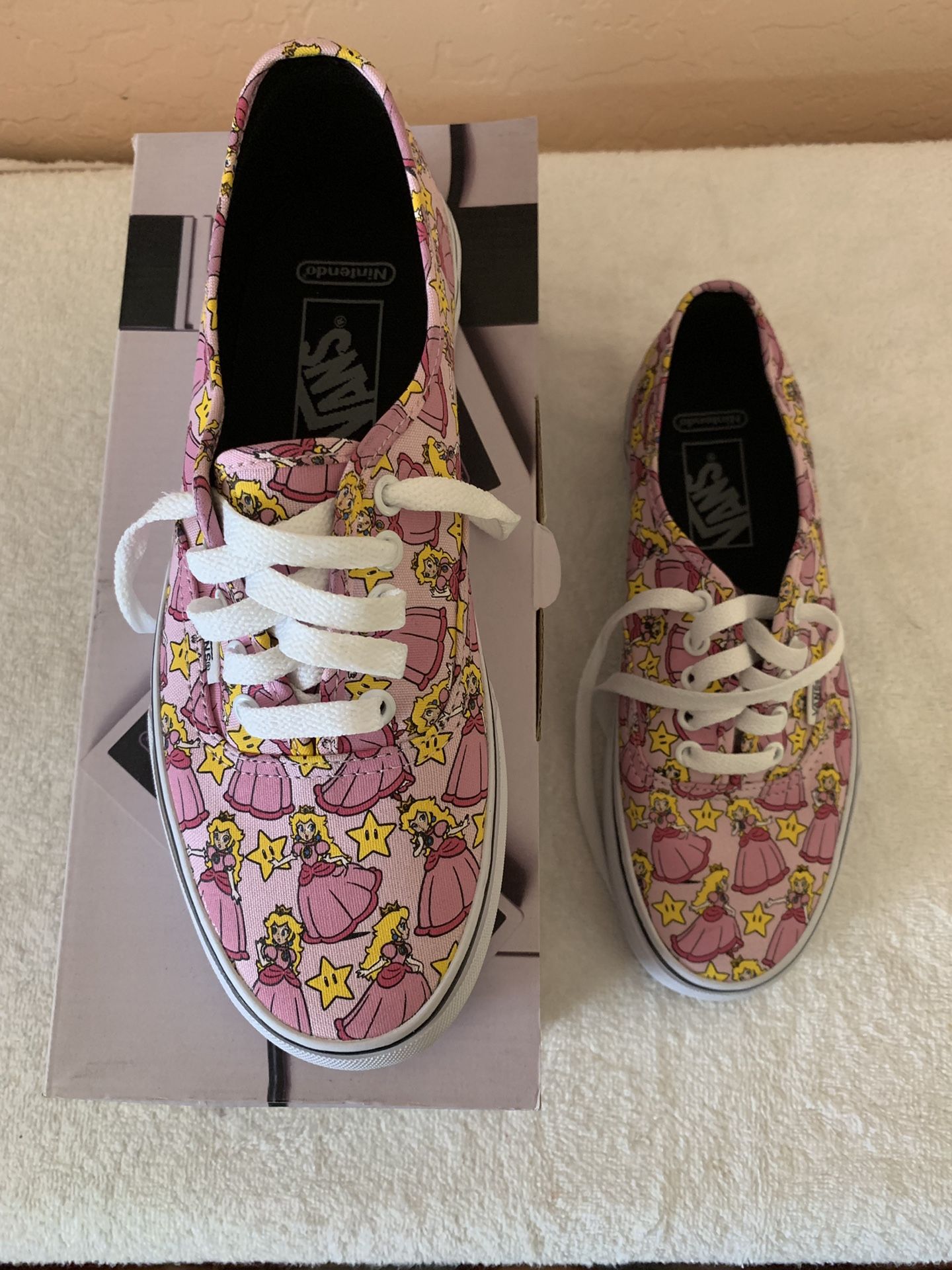 Princess Peach Nintendo vans shoes size 8.5
