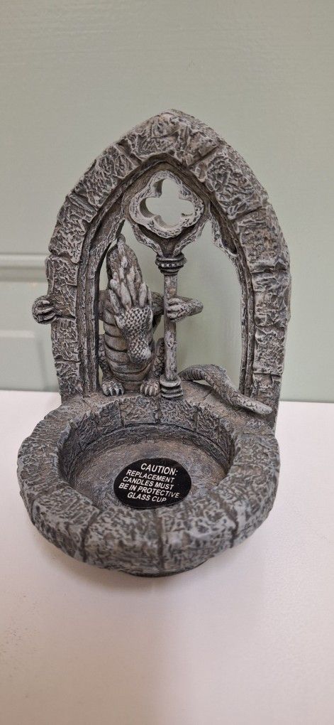 Magical Medieval Dragon 3D Candle Holder Vandor 1997 Rare Vintage