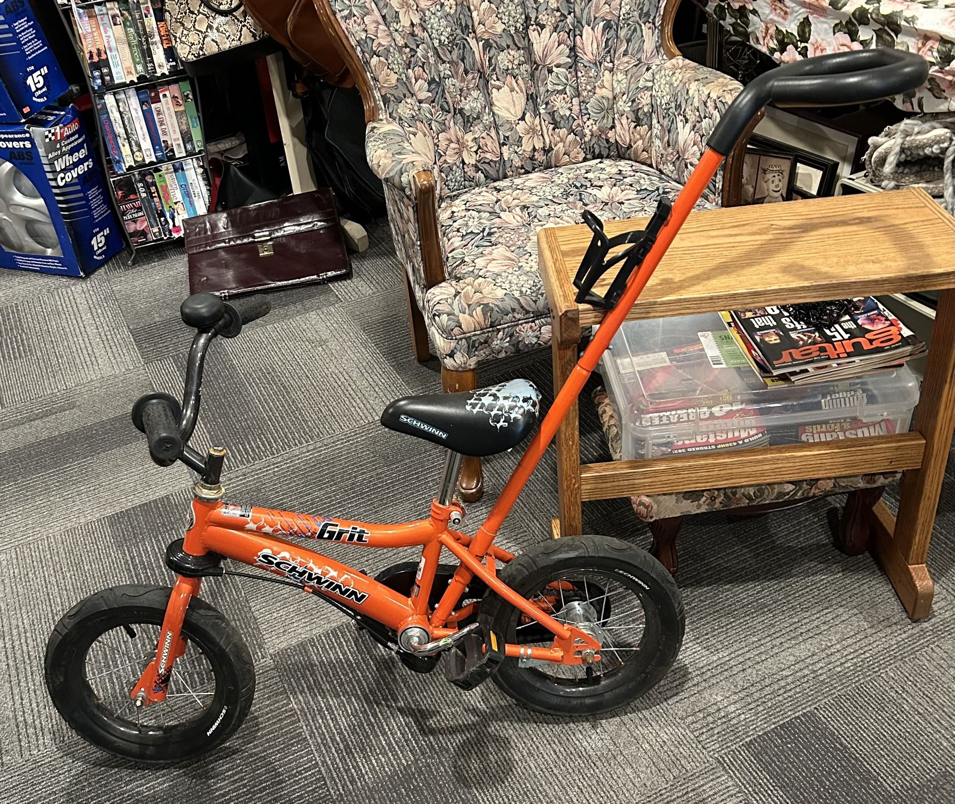 Schwinn Grit & Petunia push, steer and ride Bike