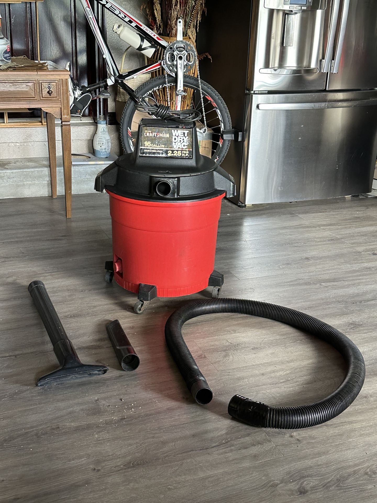 Craftsman 16 Gallon Wet/Dry Vac