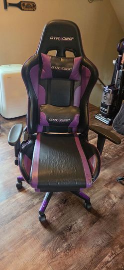 Gaming chair