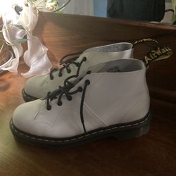 Doc Leather Boots Sz 9