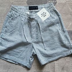Abercrombie & Fitch 6" Pull-On Shorts – Blue Stripe, XS, New with Tag