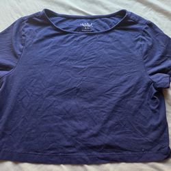 Navy Blue crop top Size XXL isabel ingrid + isabel