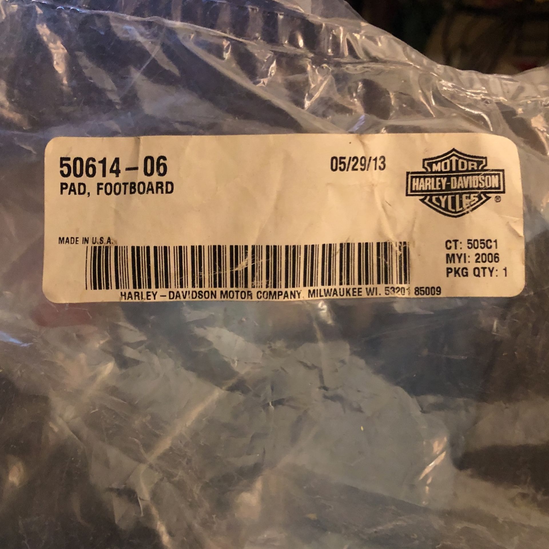 Harley Davidson oem Footboard Pad #50614-06