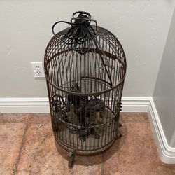 Bird Cage With Chandelier 