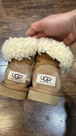 UGG